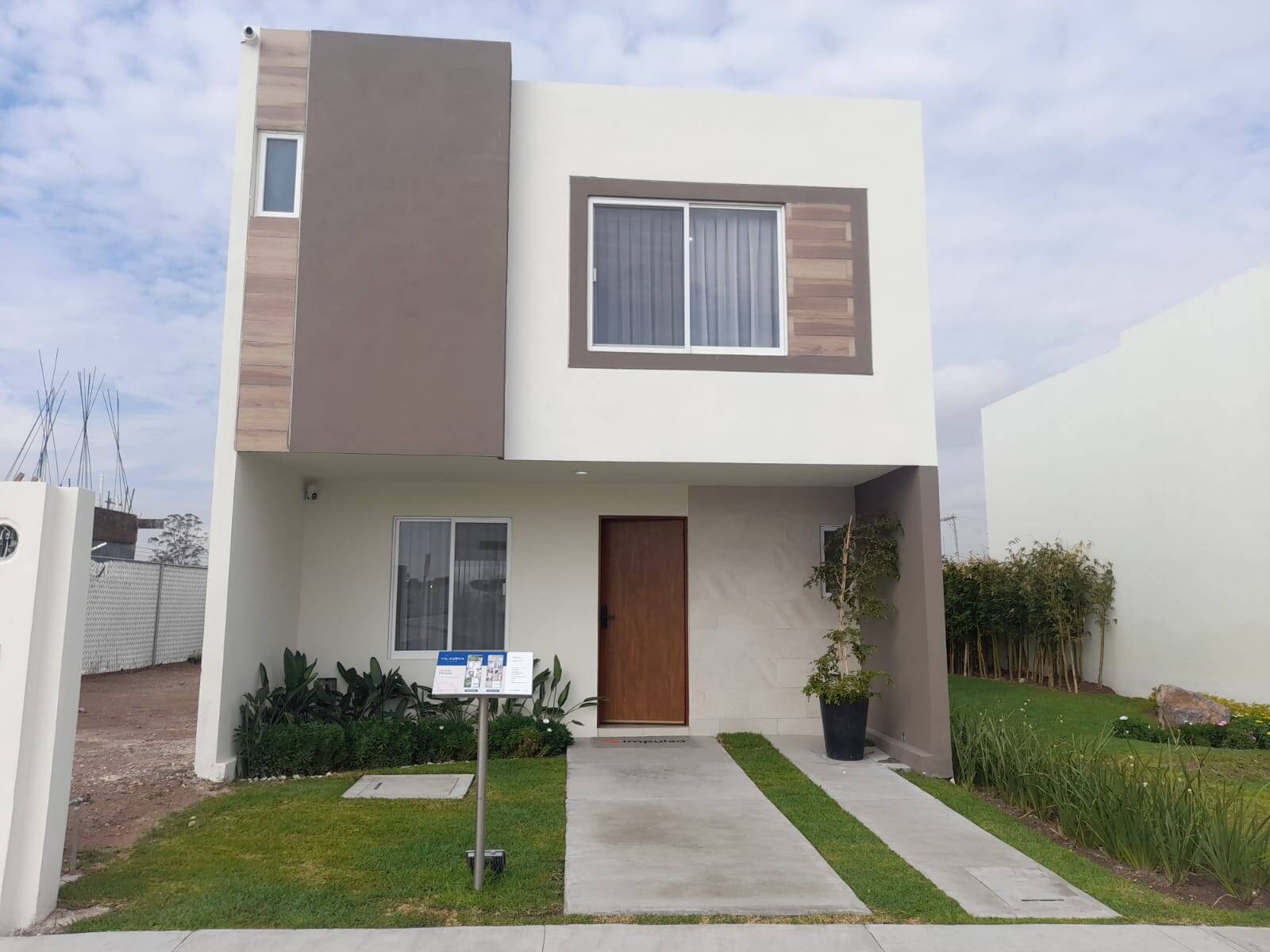 #802 - Casa para Venta en Aguascalientes - AS