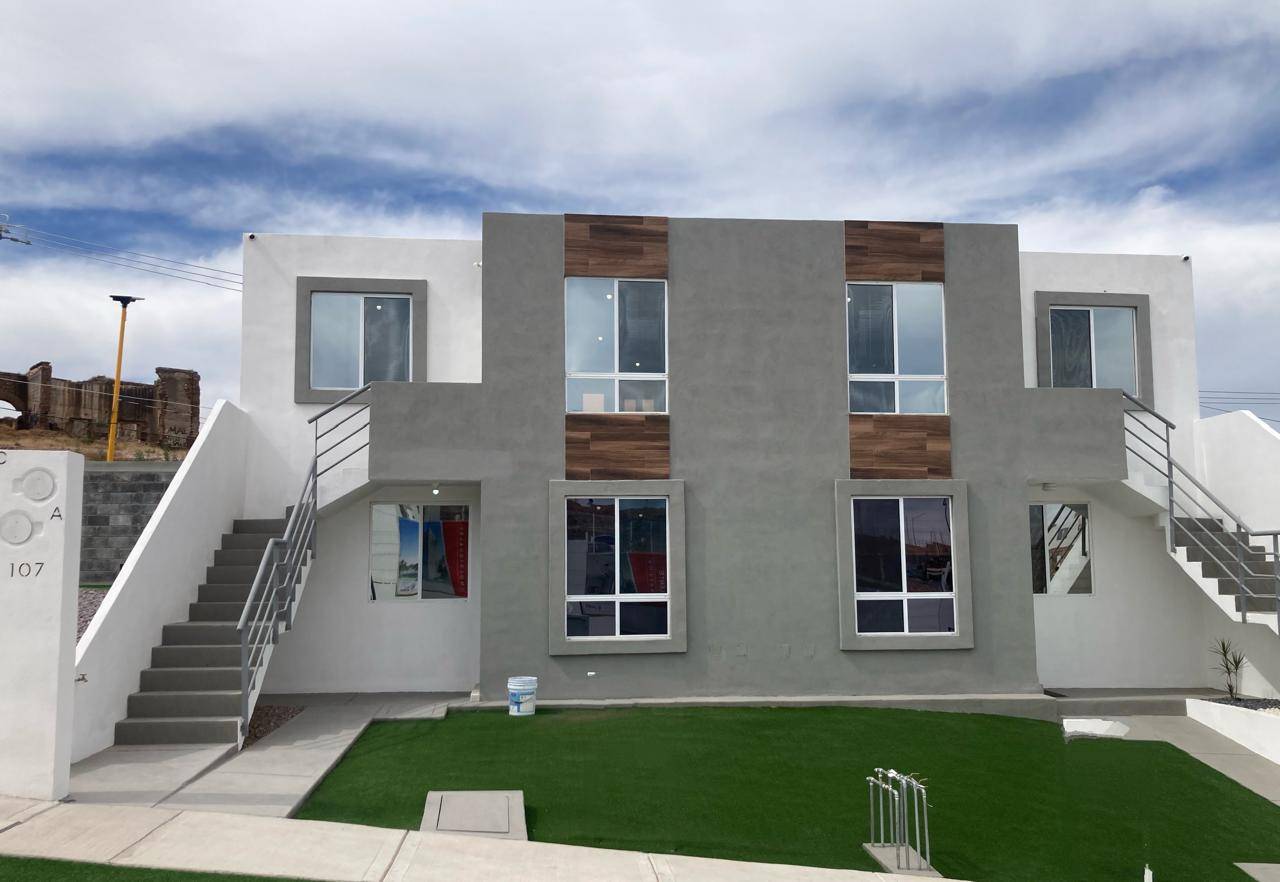 #1036 - Casa para Venta en San Francisco de los Romo - AS