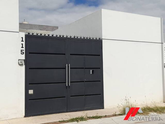 #668 - Casa para Renta en Aguascalientes - AS - 1