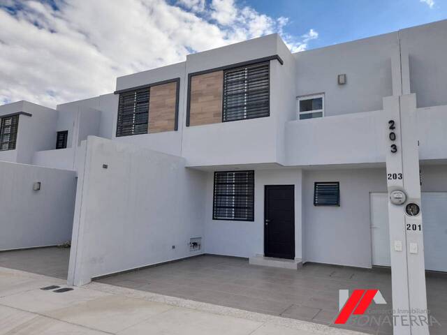 #677 - Casa para Renta en Aguascalientes - AS - 1