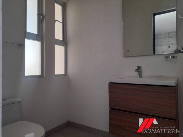 #713 - Casa para Venta en Aguascalientes - AS - 2