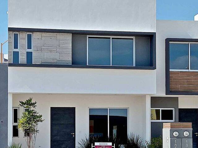 #713 - Casa para Venta en Aguascalientes - AS - 1