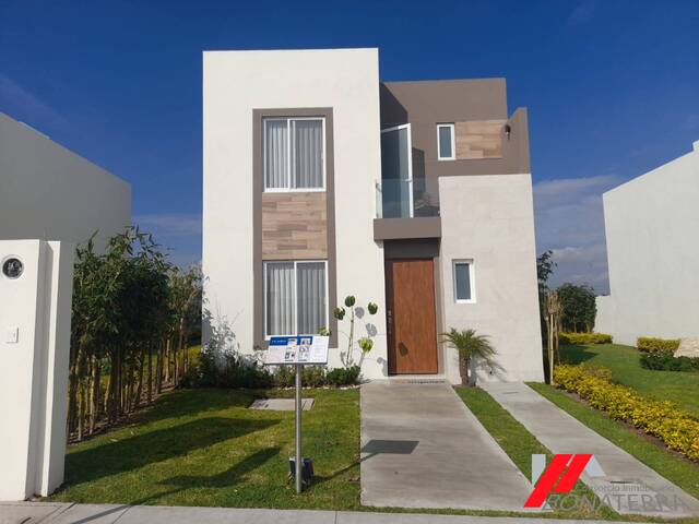 Venta en Fraccionamiento Rancho Santa Monica - Aguascalientes