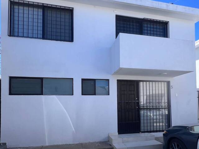 #906 - Casa para Renta en Aguascalientes - AS - 1