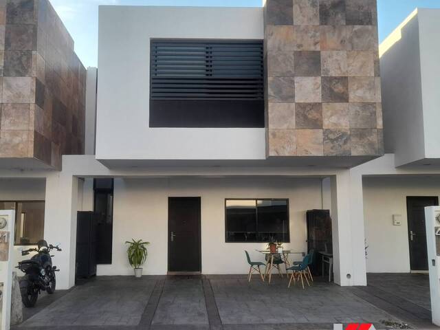 #911 - Casa para Venta en Aguascalientes - AS - 1