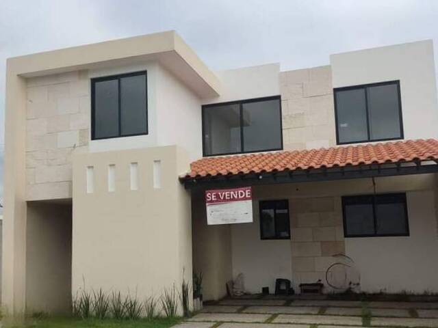 #804 - Casa para Venta en Aguascalientes - AS - 1