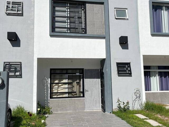 #952 - Casa para Venta en Aguascalientes - AS - 1