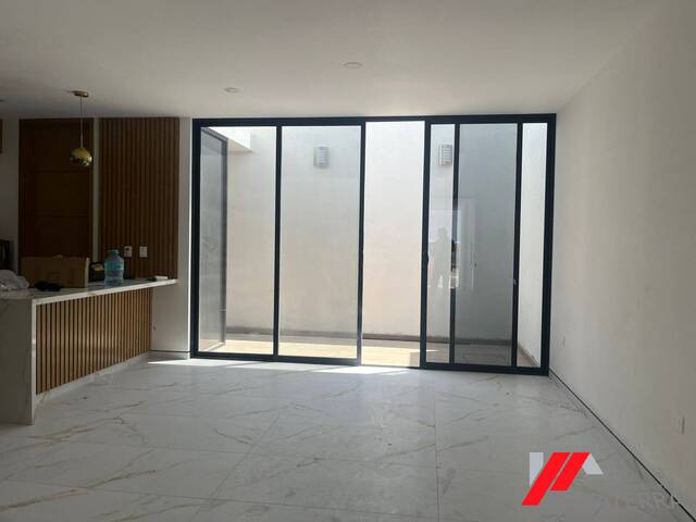 #1010 - Casa para Venta en Aguascalientes - AS - 2