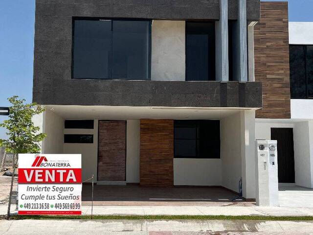 #1011 - Casa para Venta en Aguascalientes - AS - 1