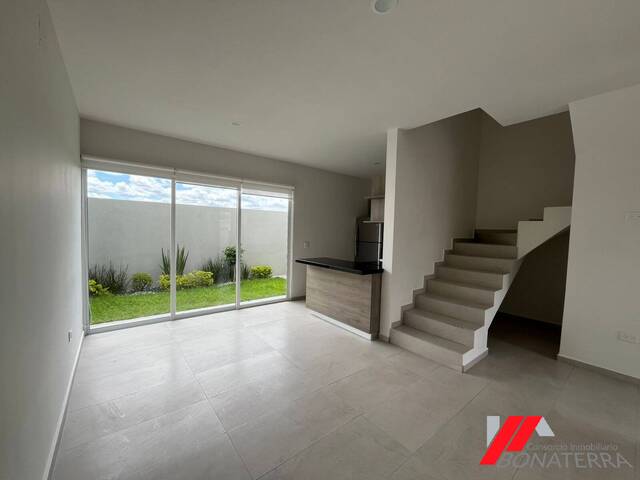 #1033 - Casa para Venta en Aguascalientes - AS - 2
