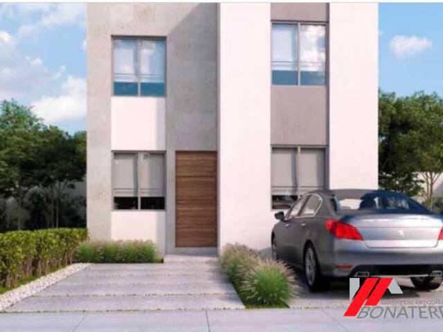 #1042 - Casa para Venta en Aguascalientes - AS - 1