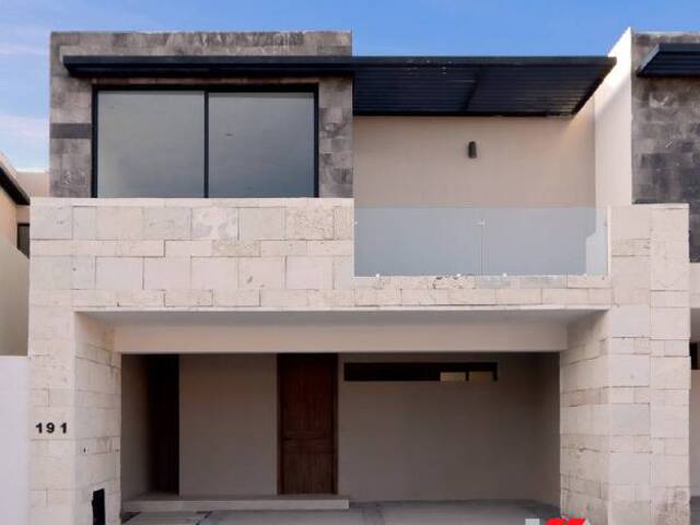 #1057 - Casa para Venta en Aguascalientes - AS - 1