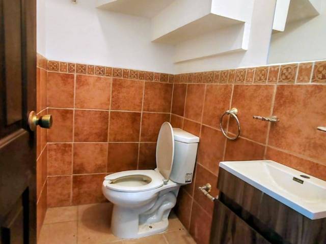 #1061 - Casa para Venta en Aguascalientes - AS - 2