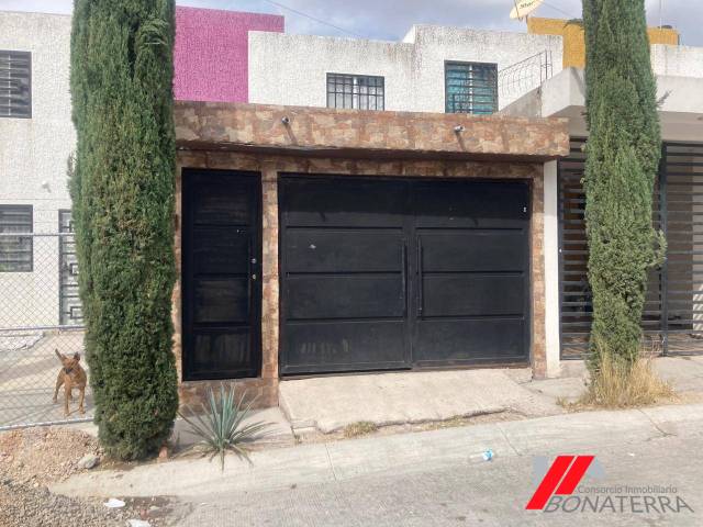 #1064 - Casa para Venta en Aguascalientes - AS - 1