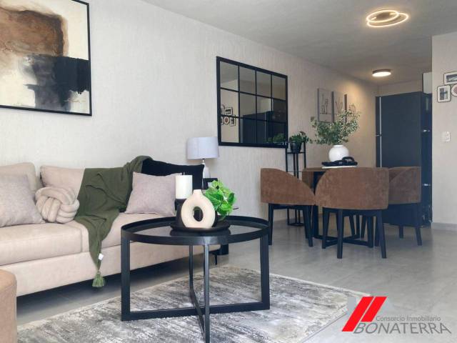 #1036 - Casa para Venta en San Francisco de los Romo - AS